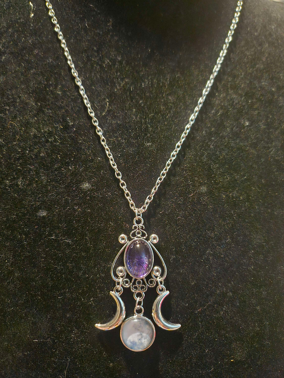 Miniature : Bohemian Spiritual moon pendant