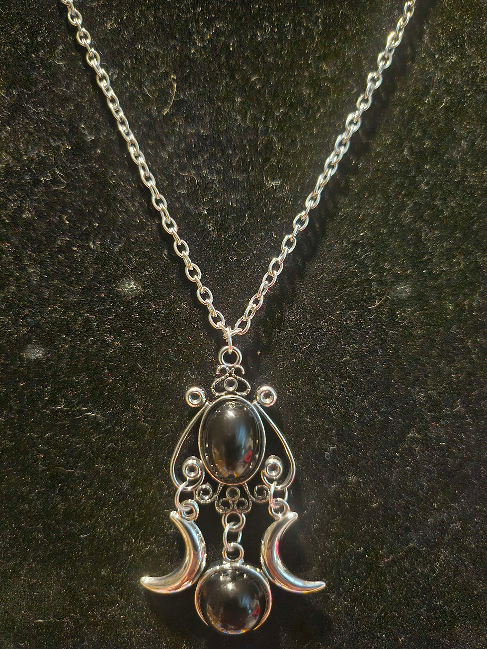 Miniature : Bohemian Spiritual moon pendant