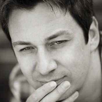 David's headshot