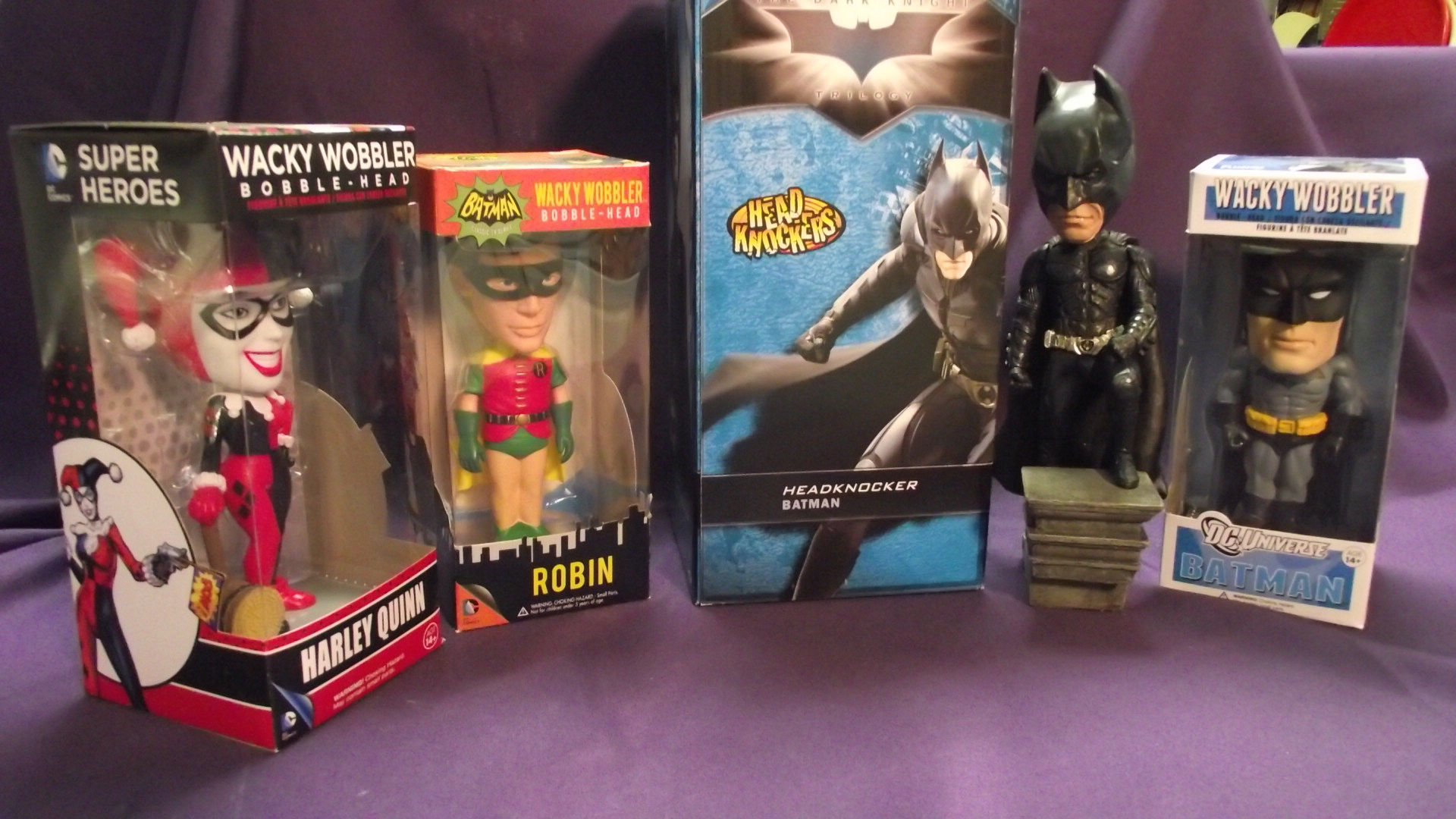 FUNKO Wacky Wobbler Batman, Robin, Harley Quinn PLUS NECA Batman Headknocker!!