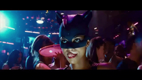HALLE.gif