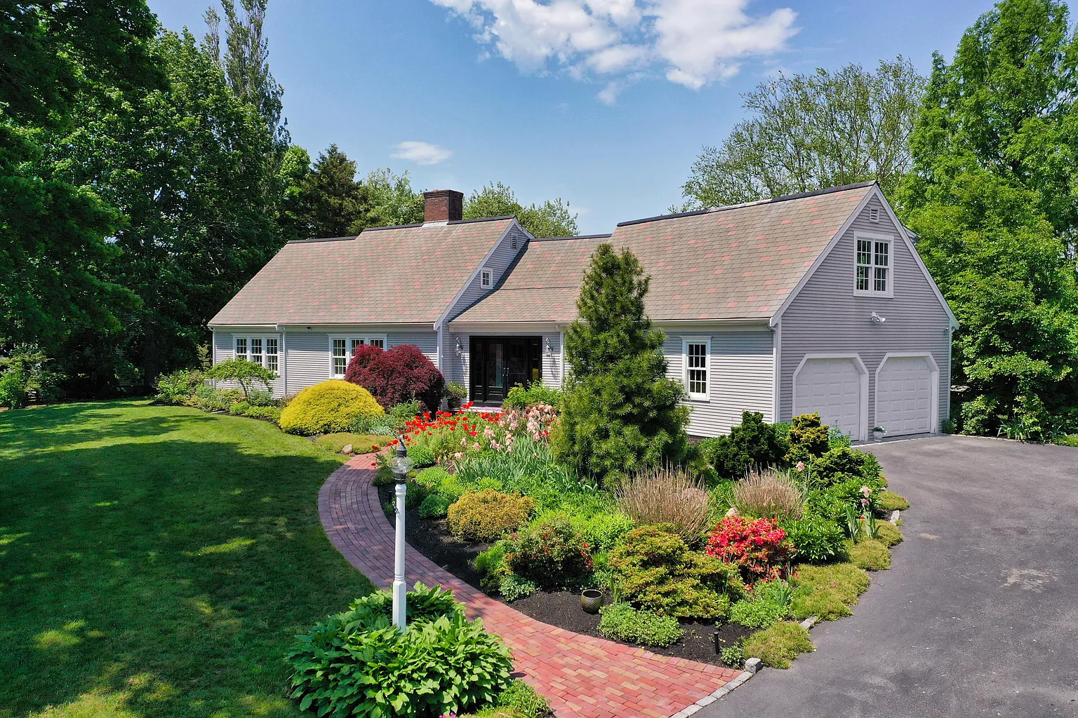 TOP 5 CAPE STYLE HOMES IN SANDWICH