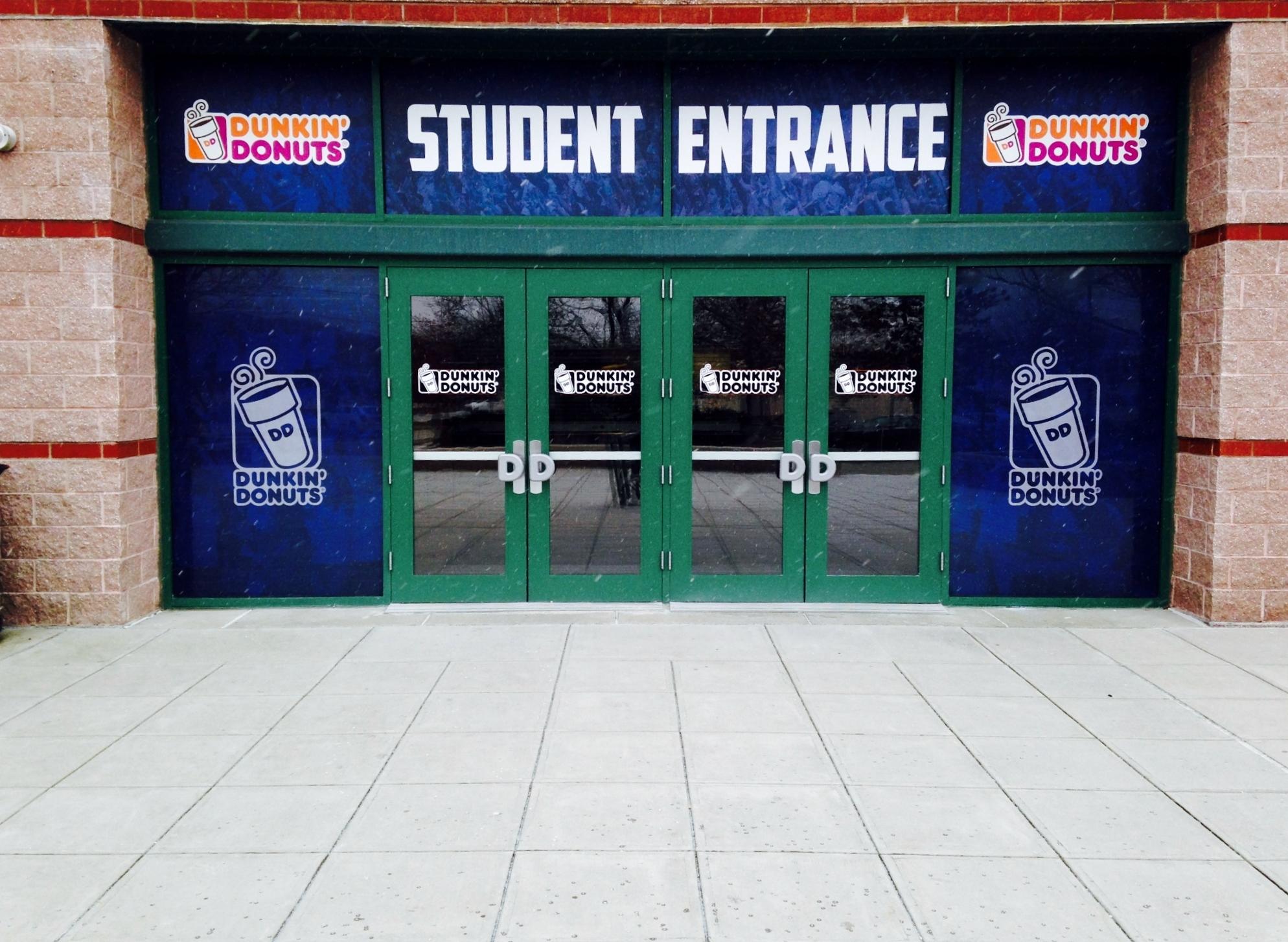 student-entrance.f1cb27a519bdb5b6ed34049a5b86e317