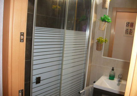 aed45d5a-eb5d-44ca-b548-d8124556576d.jpg