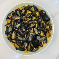 Coconut Curry Mussels