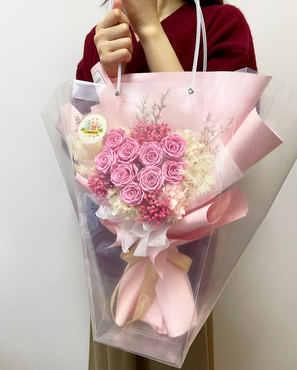 縮圖：心形情人保鮮花束