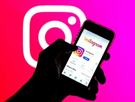 Download Instagram Stories Anonymously with StorySaver | 2025 Guide
