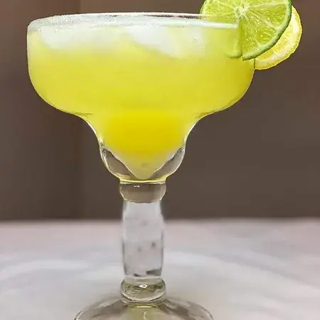 PINEAPPLE MARGARITA