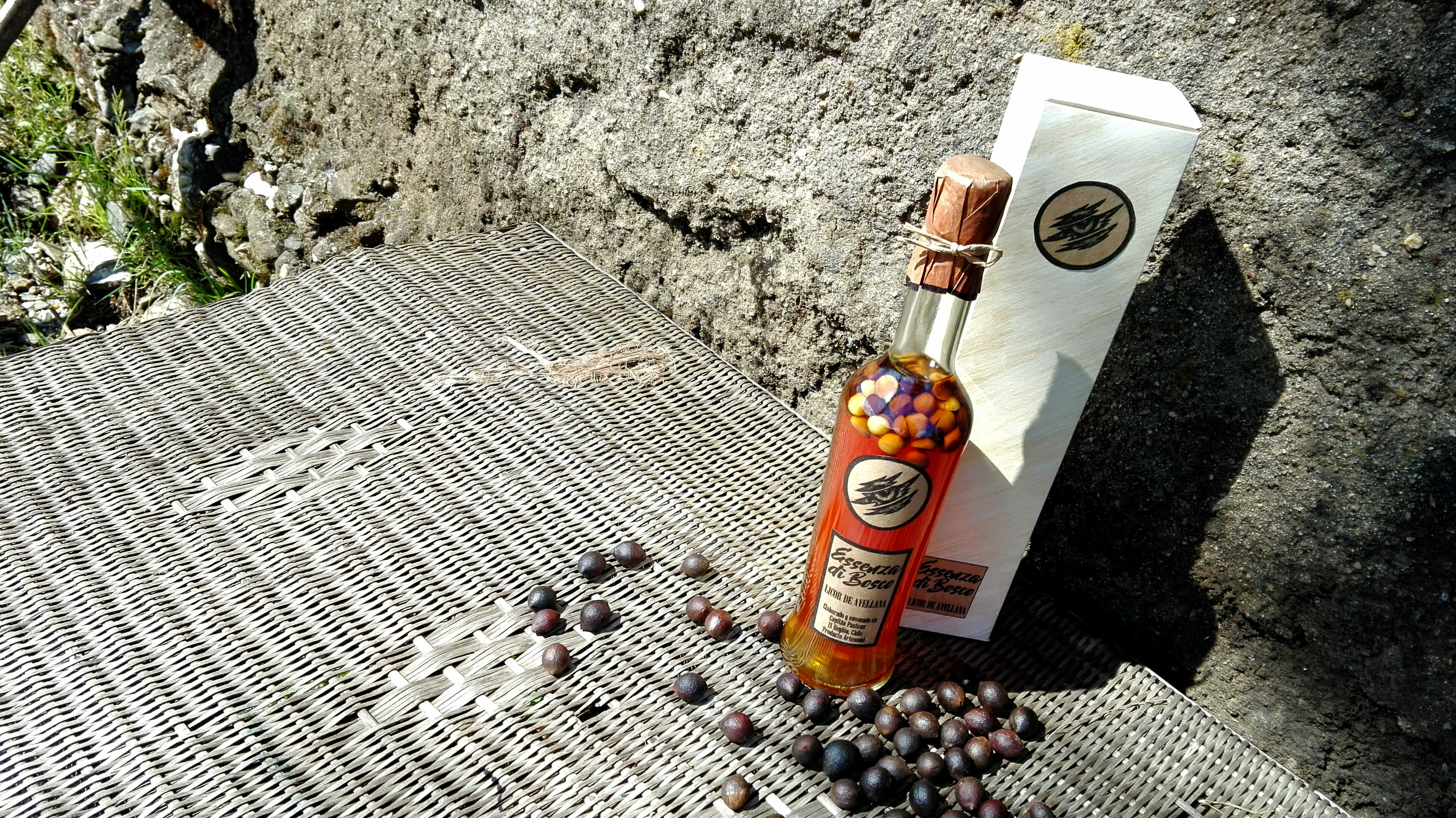 Licor de avellana chilena