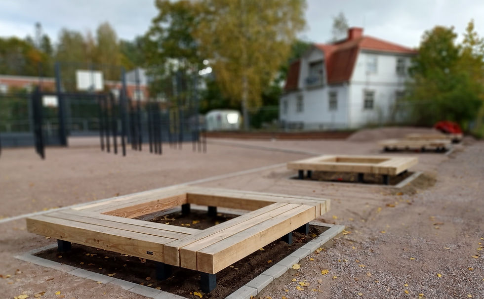 Thumbnail: Circular bench: Square