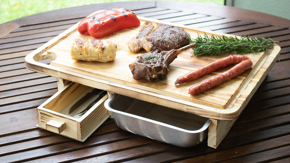 Miniatura: TÁBUA DE CHURRASCO COM BANDEJA E PORTA TALHER