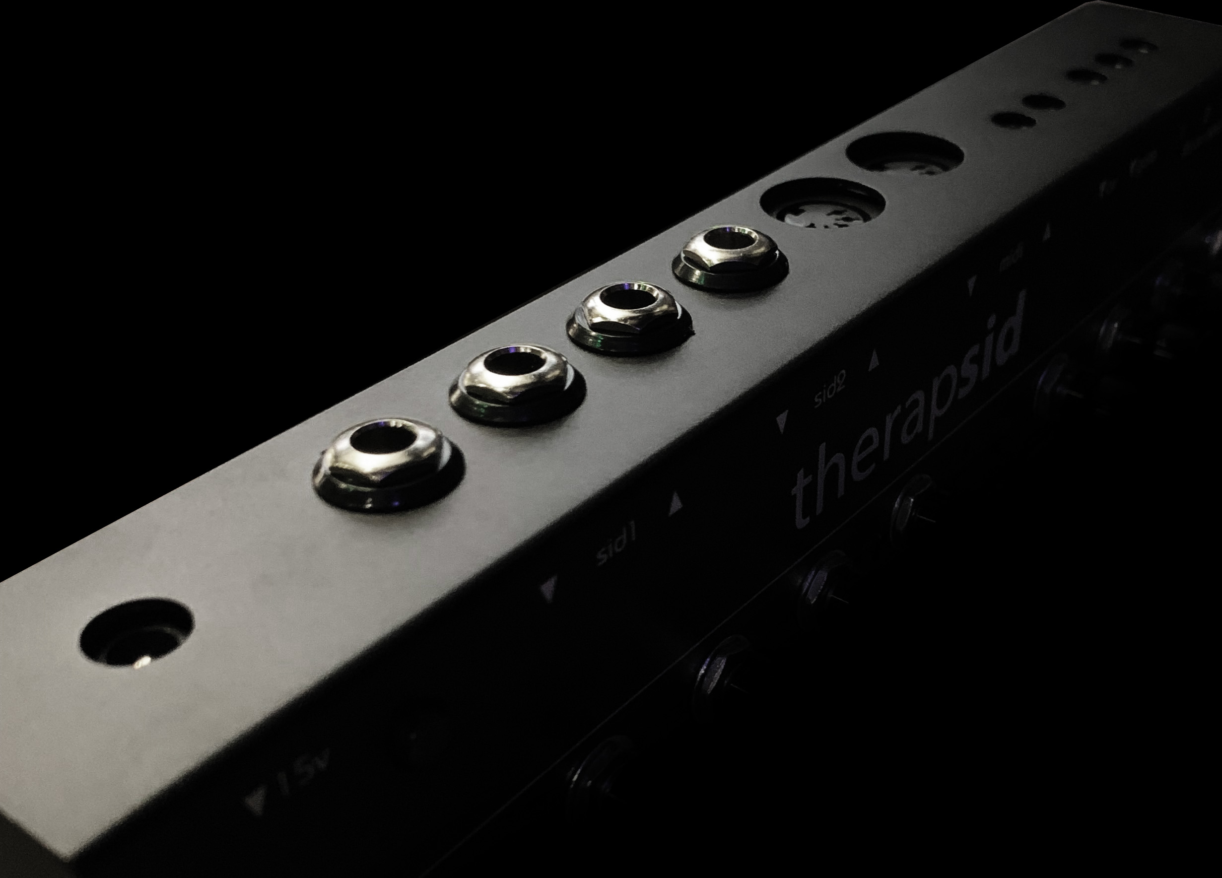 TherapSID side connection detail
