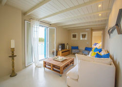 Irini's Bayside Loft