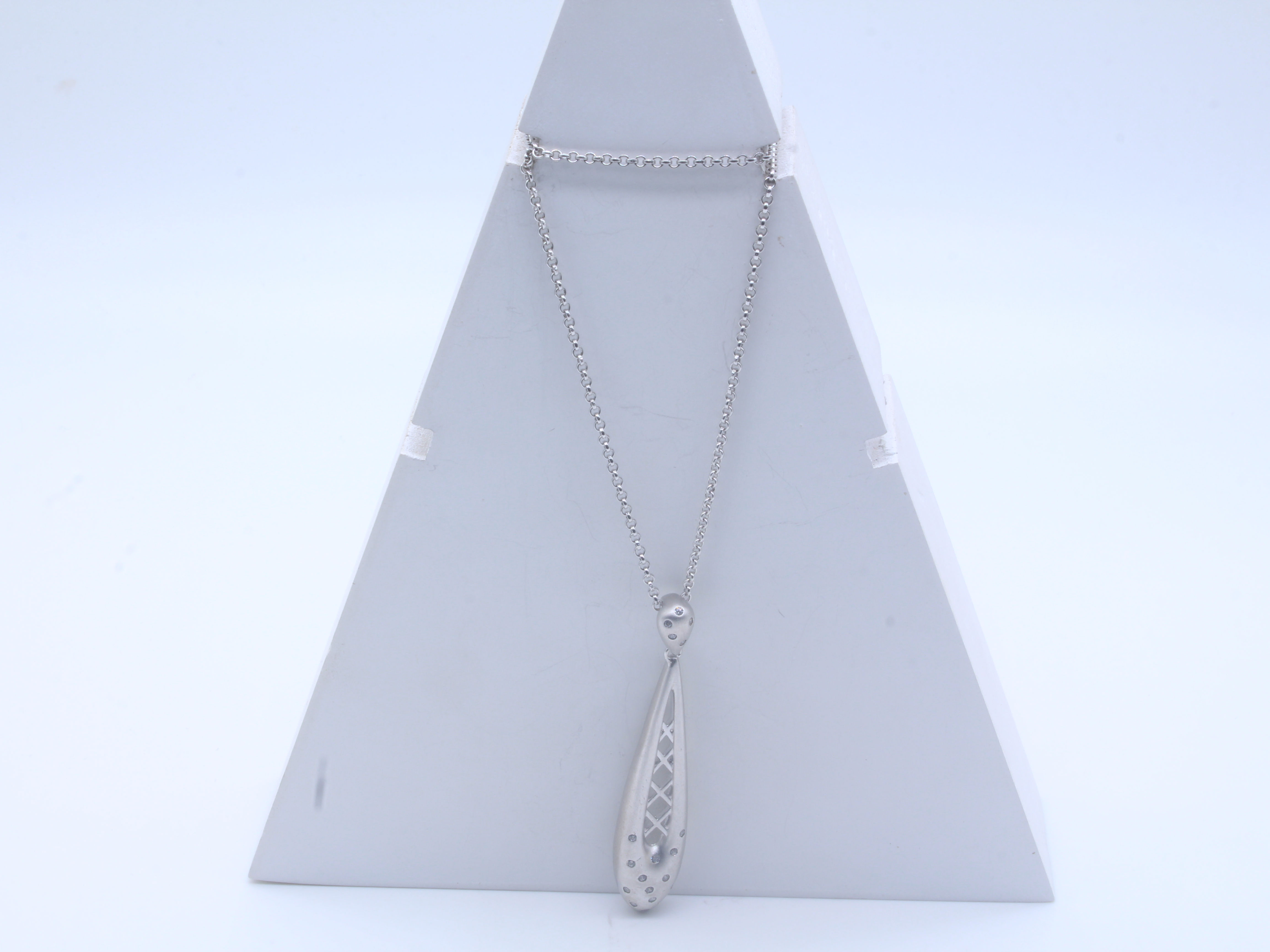 Women Chain Pendent