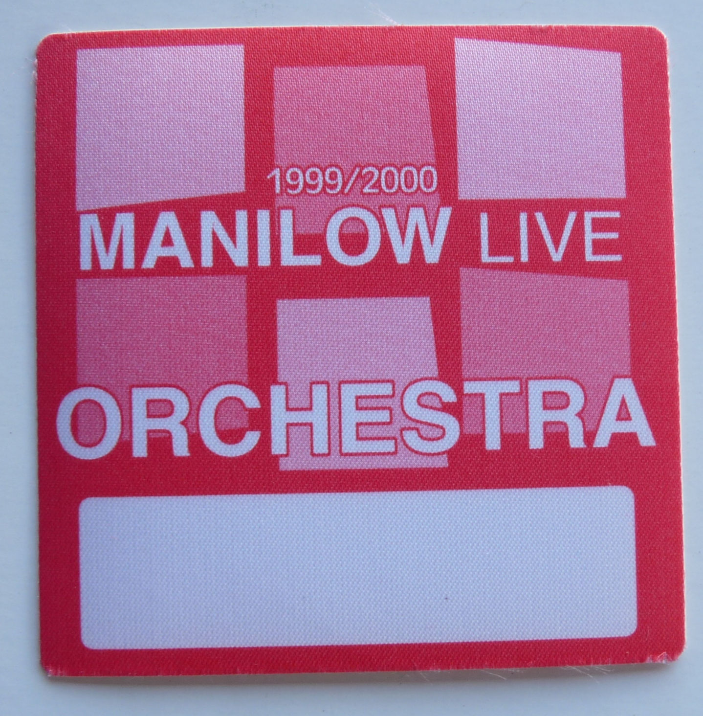 Barry Manilow 1999/2000 Red Orchestra Concert Backstage Pass D19
