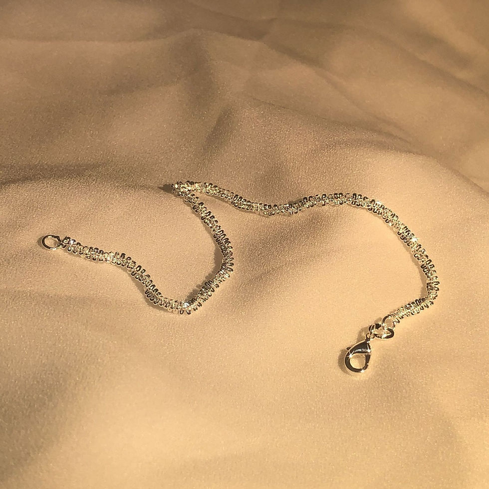 Thumbnail: Dainty Shimmer Necklace