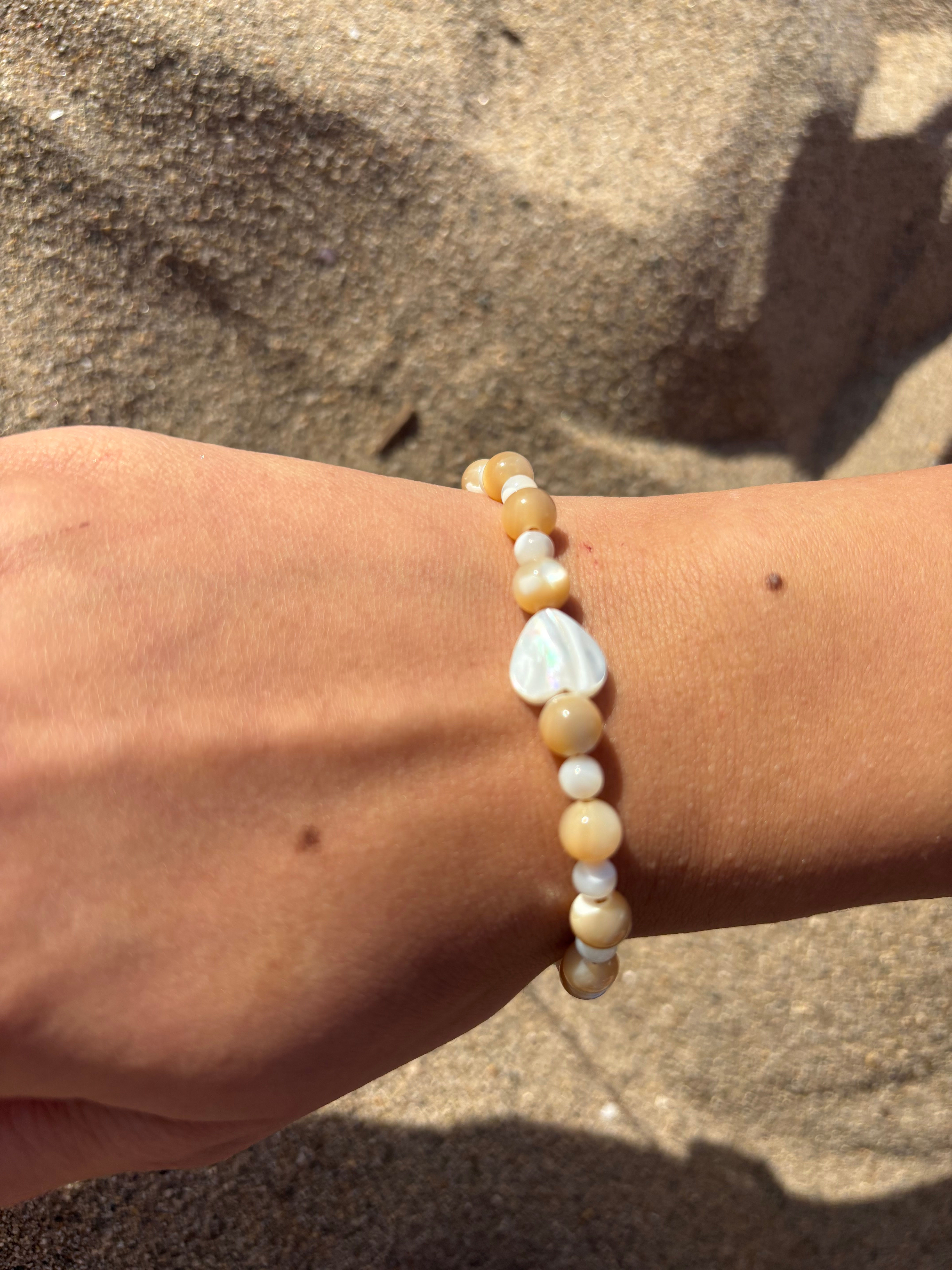 Shell Heart Bracelet