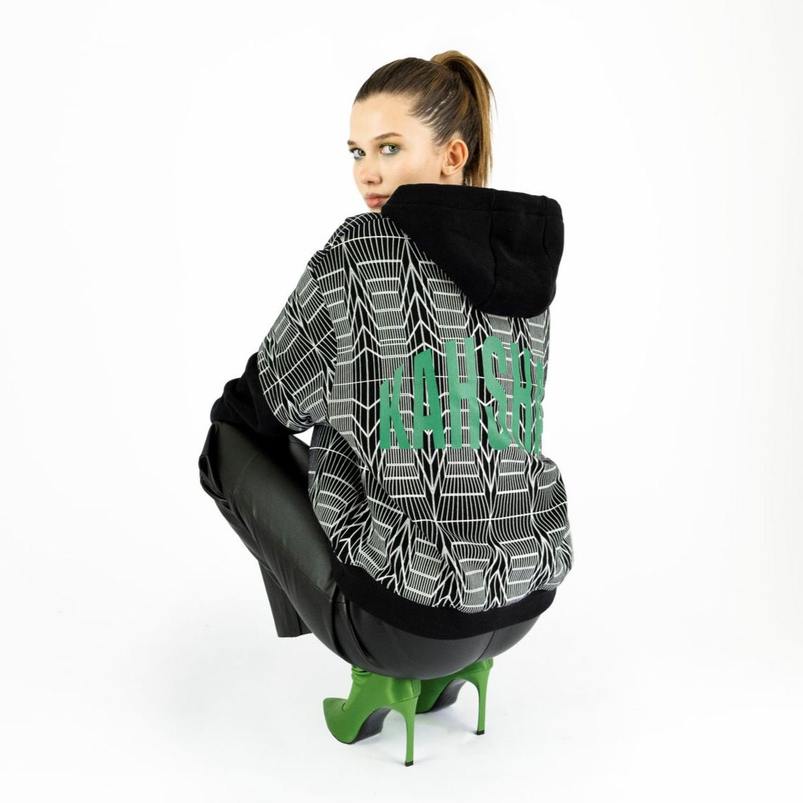 KAHSHAN G ON B SIGNATURE SWEATSHIRT