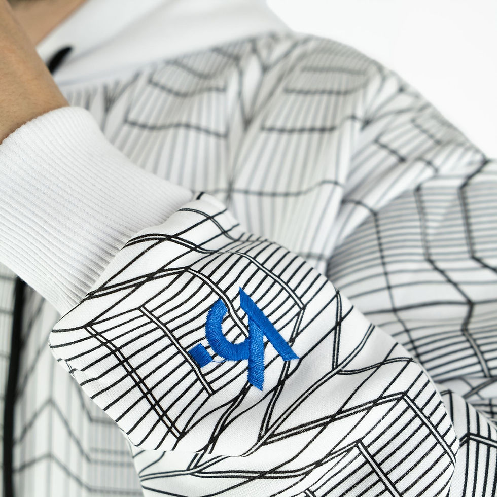 Thumbnail: SIGNATURE B ON W SWEATSHIRT