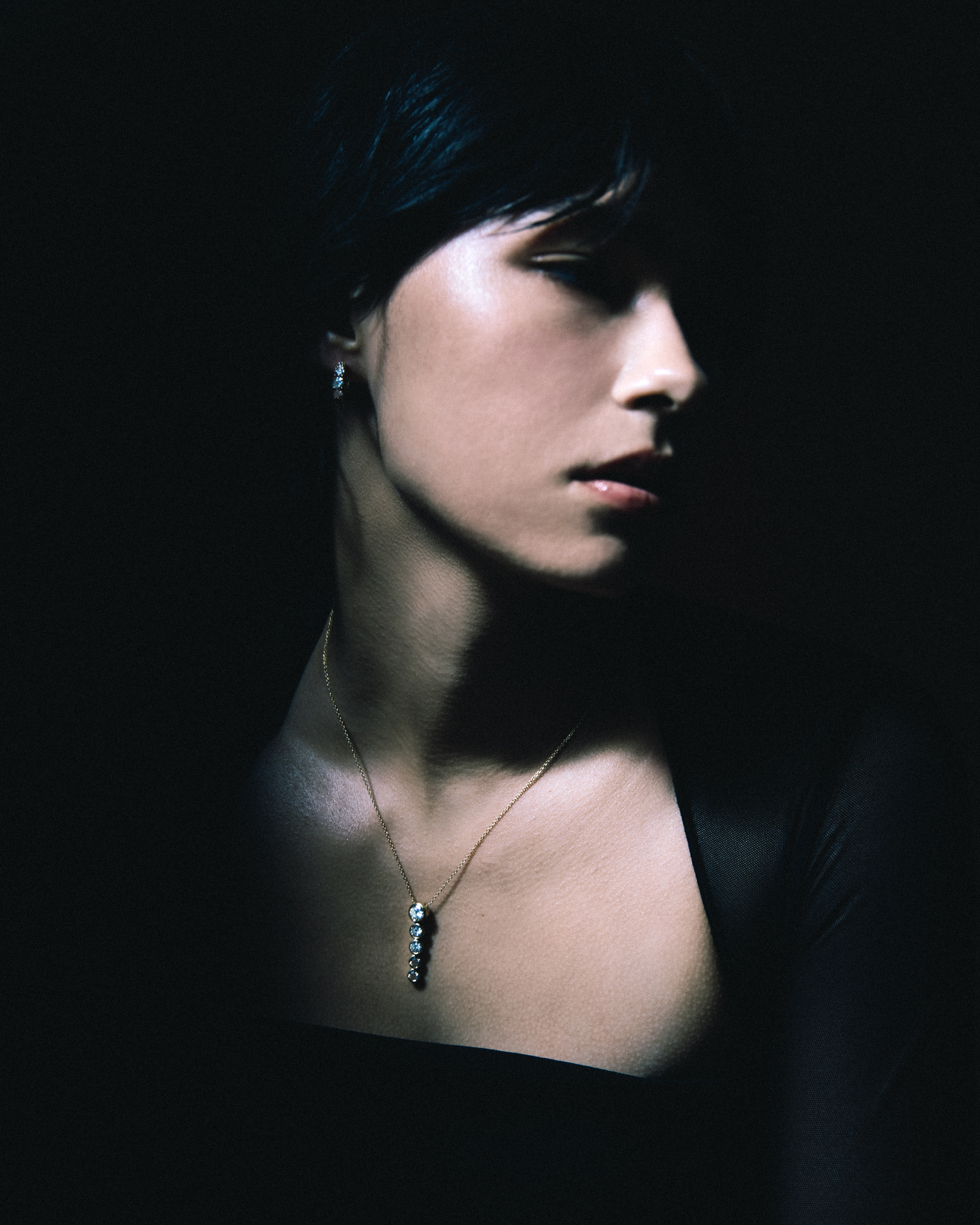 DeBeers A Diamond is Forever Campaign diamond jewelry photography by Arrow Radisch