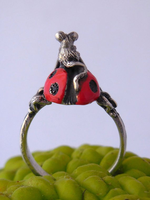 Thumbnail: Mr Mouse on Ladybug Airlines Ring