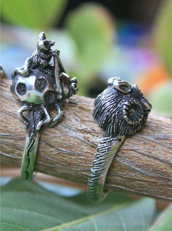 Thumbnail: Mr Mouse on Ladybug Airlines Ring