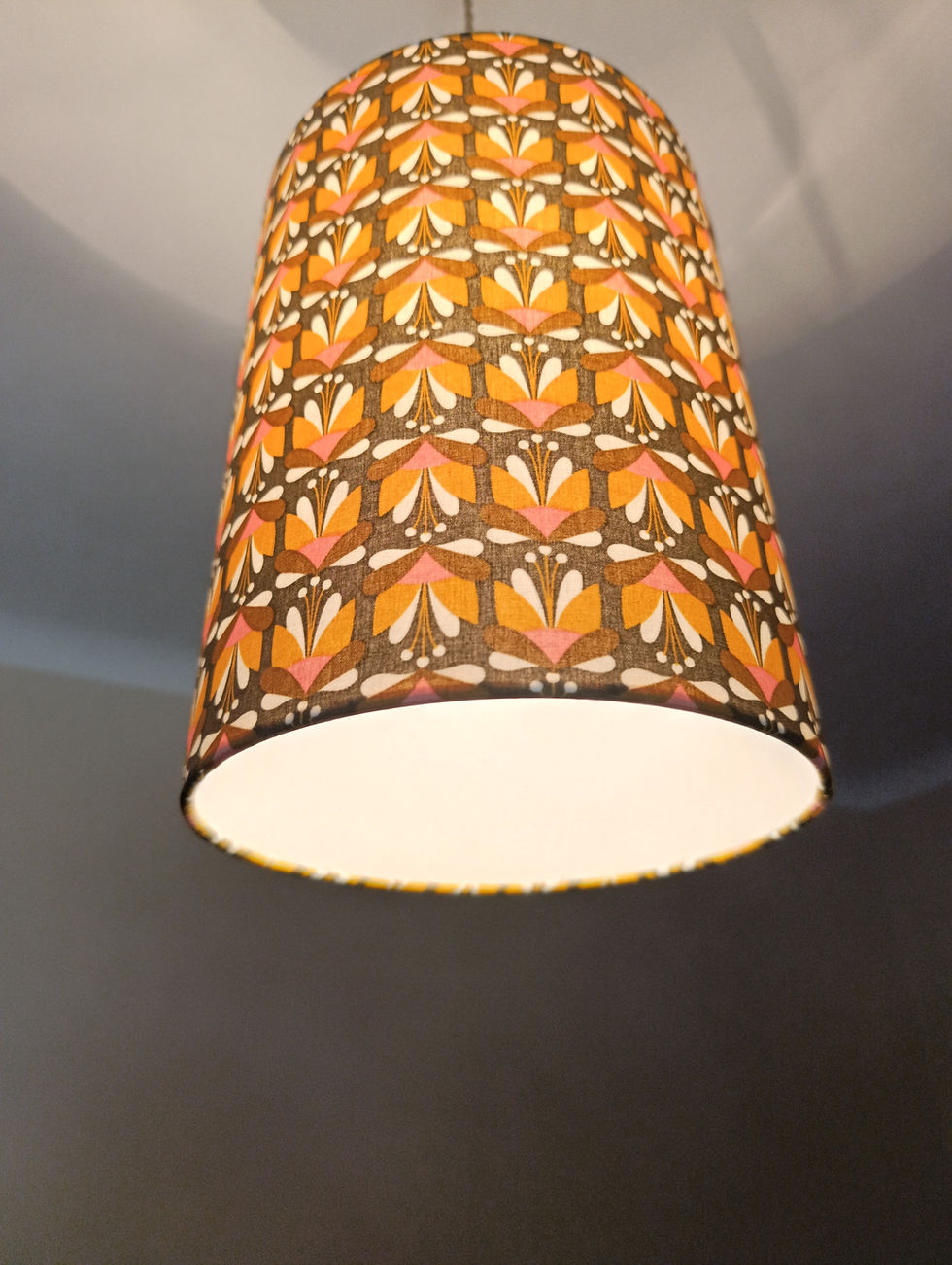 Miniature : Abat-jour tube | fleurs géométriques style seventies