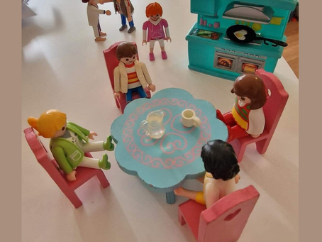 PLAY THERAPY MIND MOSAIC CHILD AND FAMILY