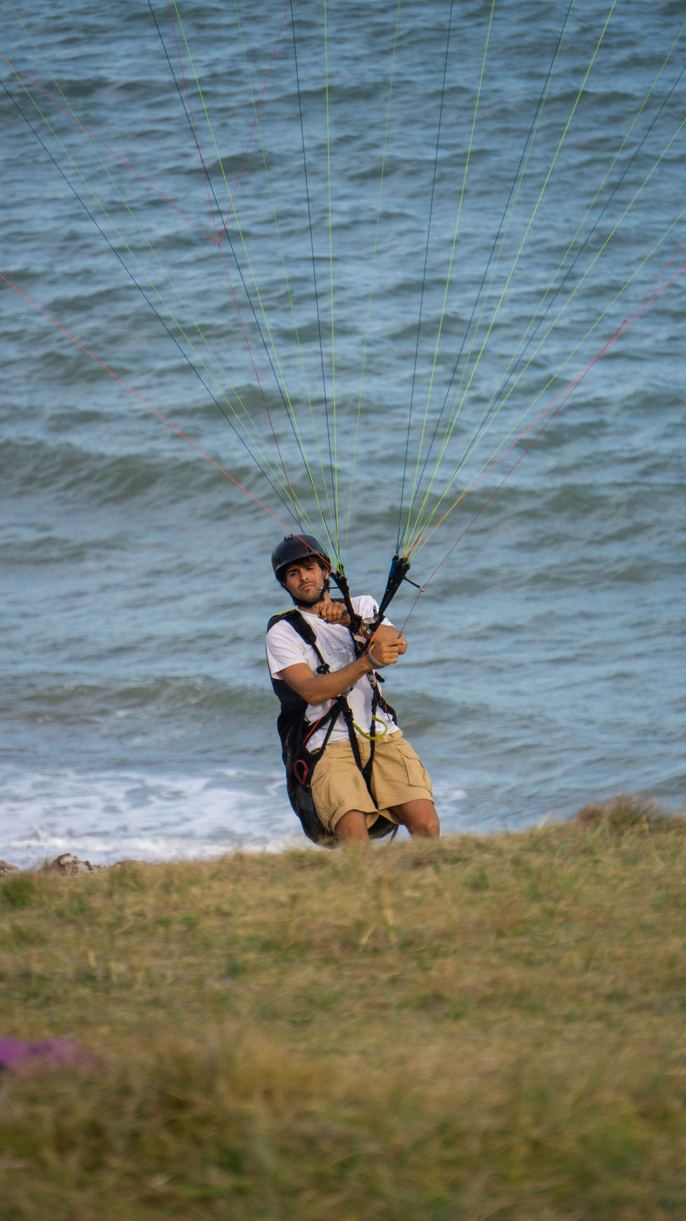 PARAGLIDING