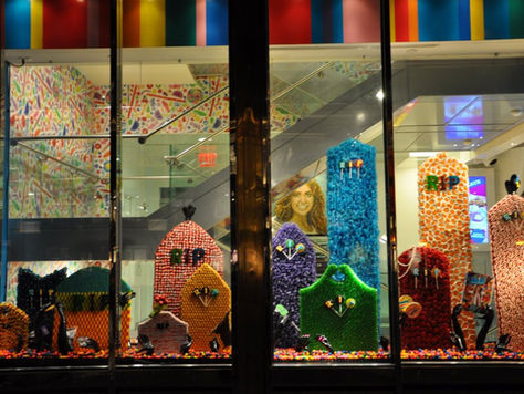 DYLAN'S CANDYBAR HALLOWEEN