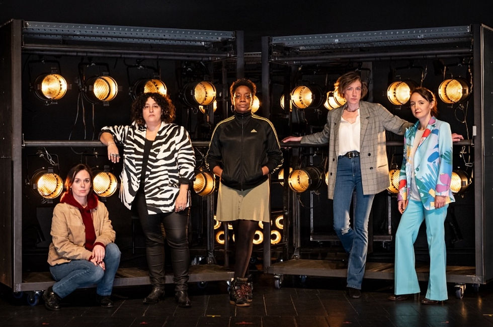 J'accuse [France] : Un Théâtre Audacieux et Révélateur de Notre Société