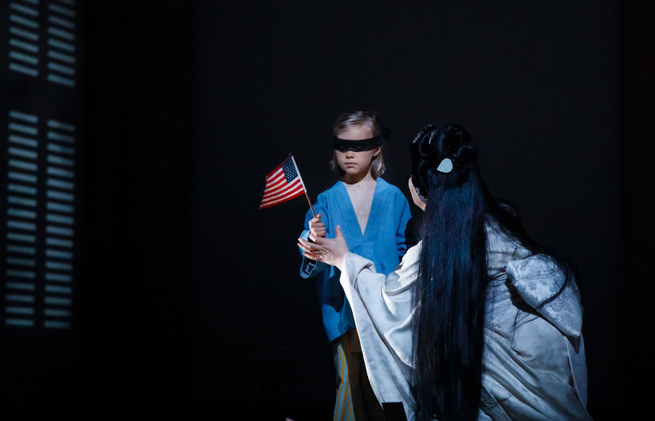 "Lianna Haroutounian as Cio-Cio-San  Adi and Leo Stokkland-Baker as Dolore in Madama Butterfly  Ajo ©2022 Yasuko Kageyama