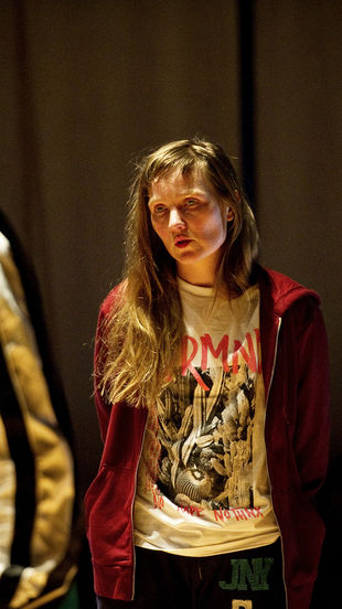 Orphelins - Un Miroir Troublant sur la Nature Humaine