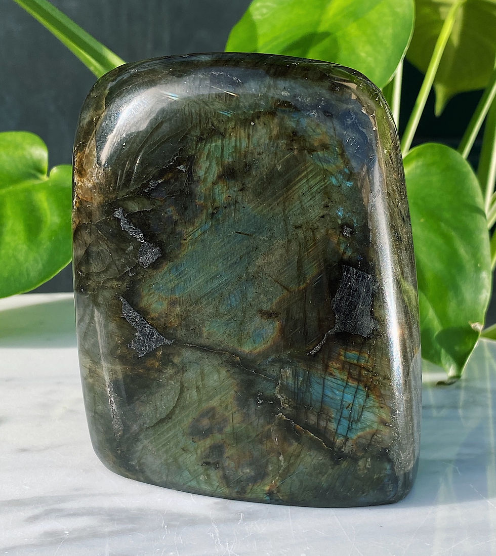 Thumbnail: Labradorite Freeform