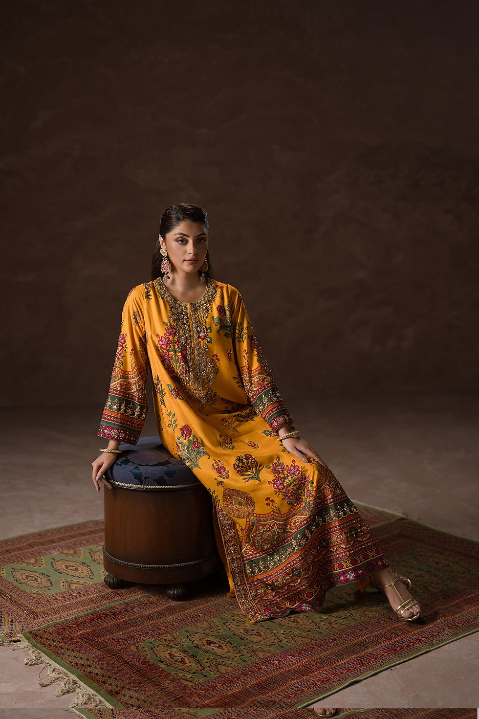 Thumbnail: Eastern Beauty Kaftan Set (D-03)

