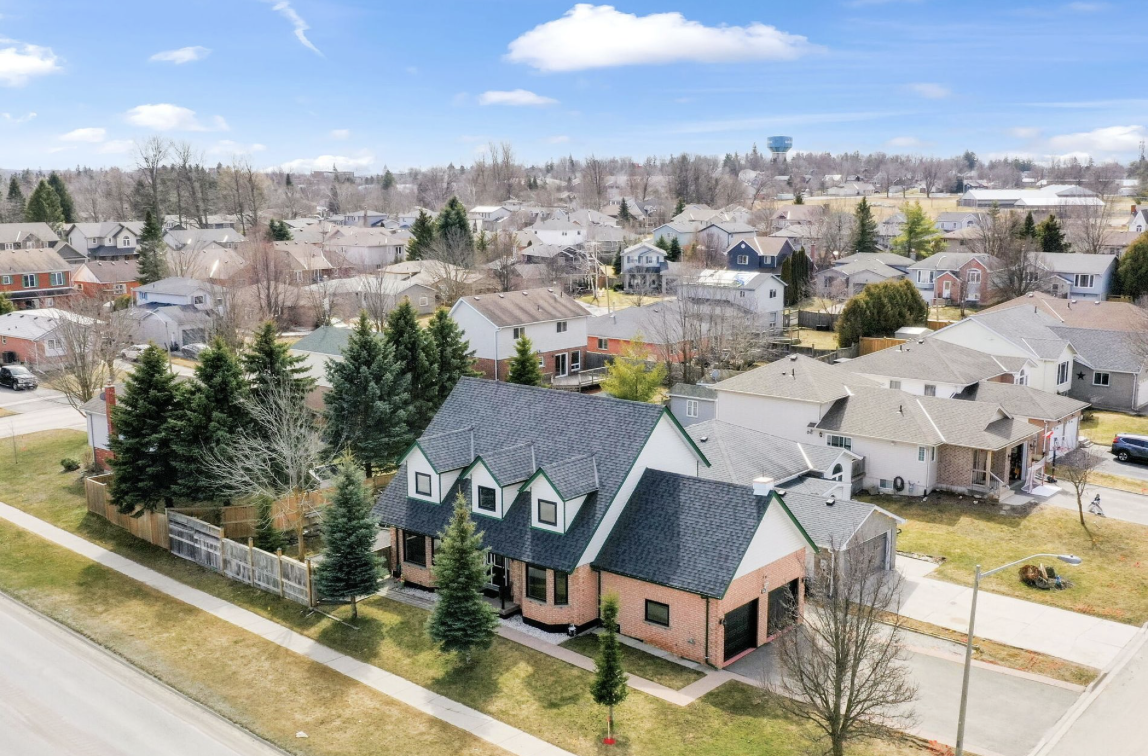 Aerial view of Shelburne, Ontario showing the town centre, surrounding rural landscapes, and residential neighbourhoods – Velora Water Systems service area for premium water filtration and softener systems