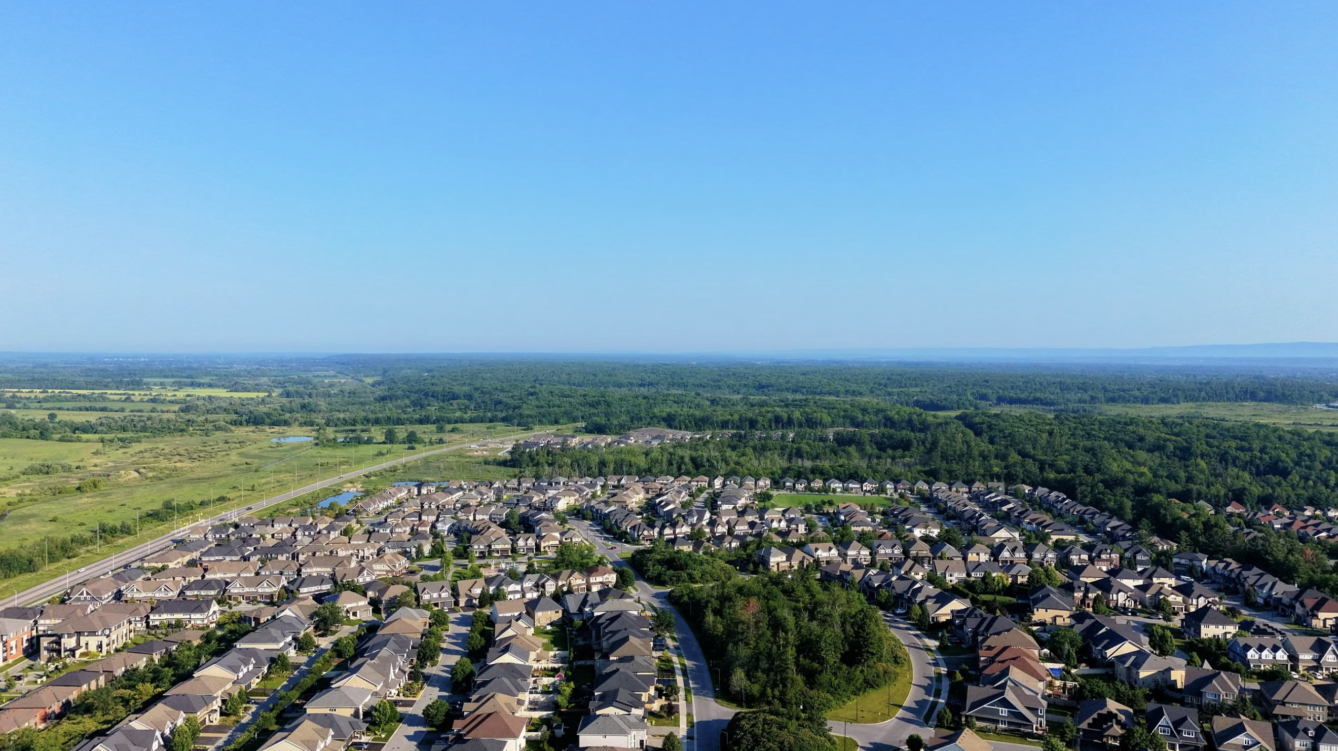 Aerial view of Stouffville, Ontario looking over the town centre and surrounding residential neighbourhoods – Velora Water Systems service area for premium water filtration and softener systems