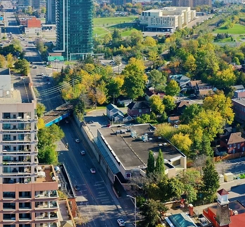 Aerial view of Brampton, Ontario looking over the city centre and surrounding residential neighbourhoods – Velora Water Systems service area for premium water filtration and softener systems