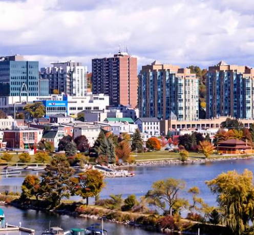 Aerial view of Barrie, Ontario looking over Kempenfelt Bay, the waterfront, downtown, and surrounding residential neighbourhoods – Velora Water Systems service area for premium water filtration and softener systems