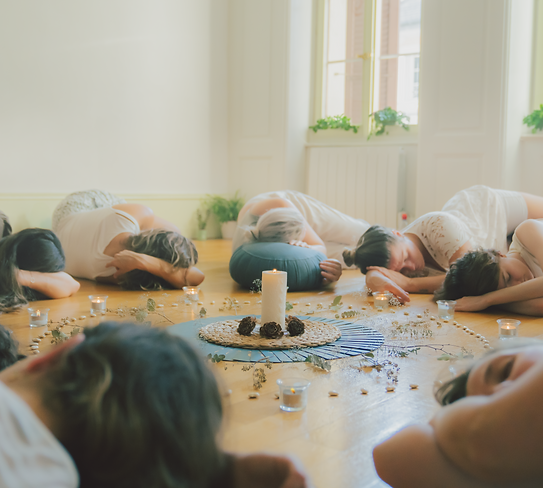Cercles de Femmes à Morges, Coach de Vie holistique à Morges et Lausanne, Doula à Morges et Lausanne