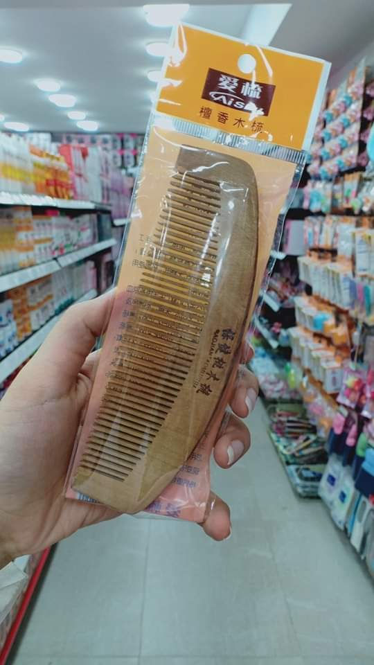 Thumbnail: Comb