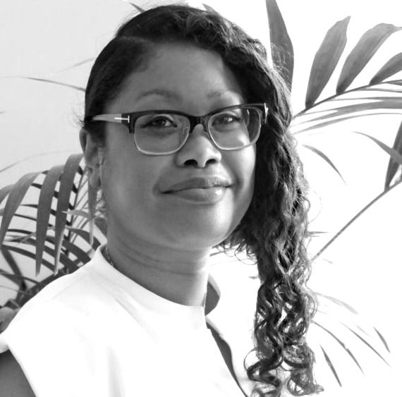 Melanie Hoyes_edited