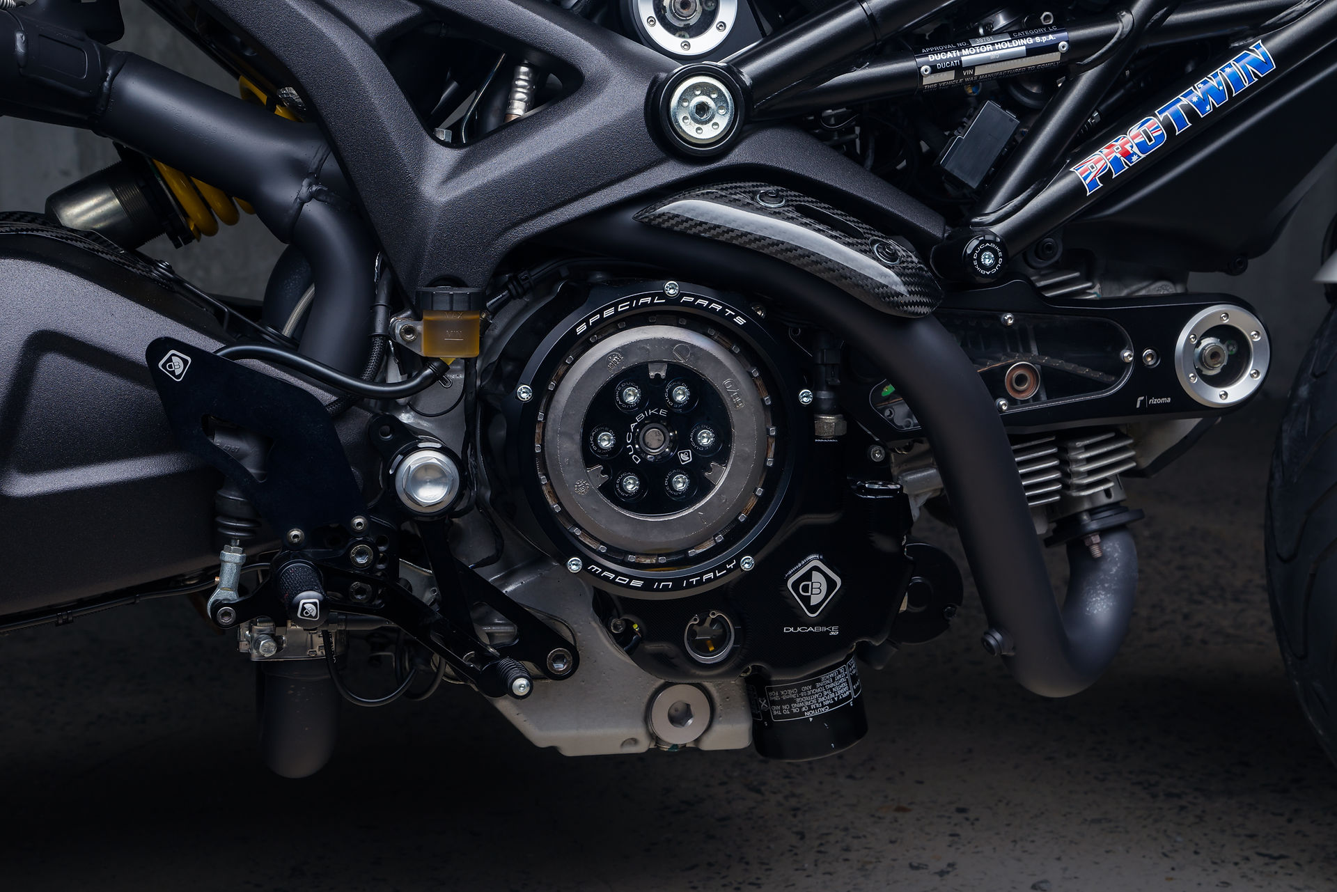 Ducati Monster 696