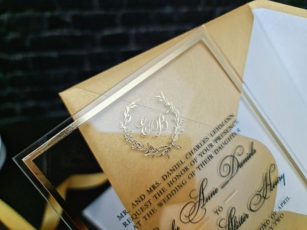 Miniaturbild: Luxury Acrylic wedding invitation in classic design wit gold foil printing