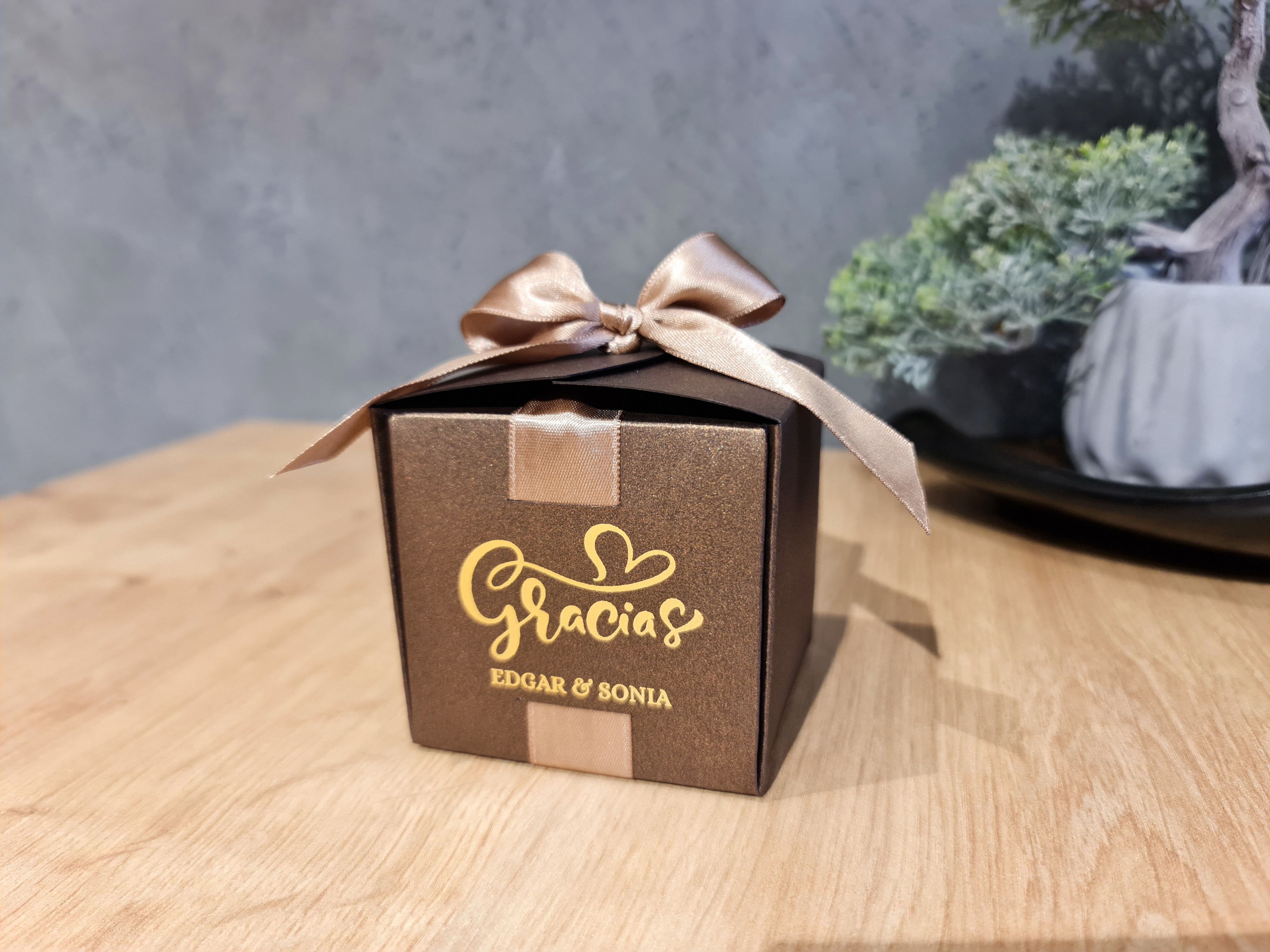 CT-050 Cutiuta cu panglica din carton SIDEFAT maro