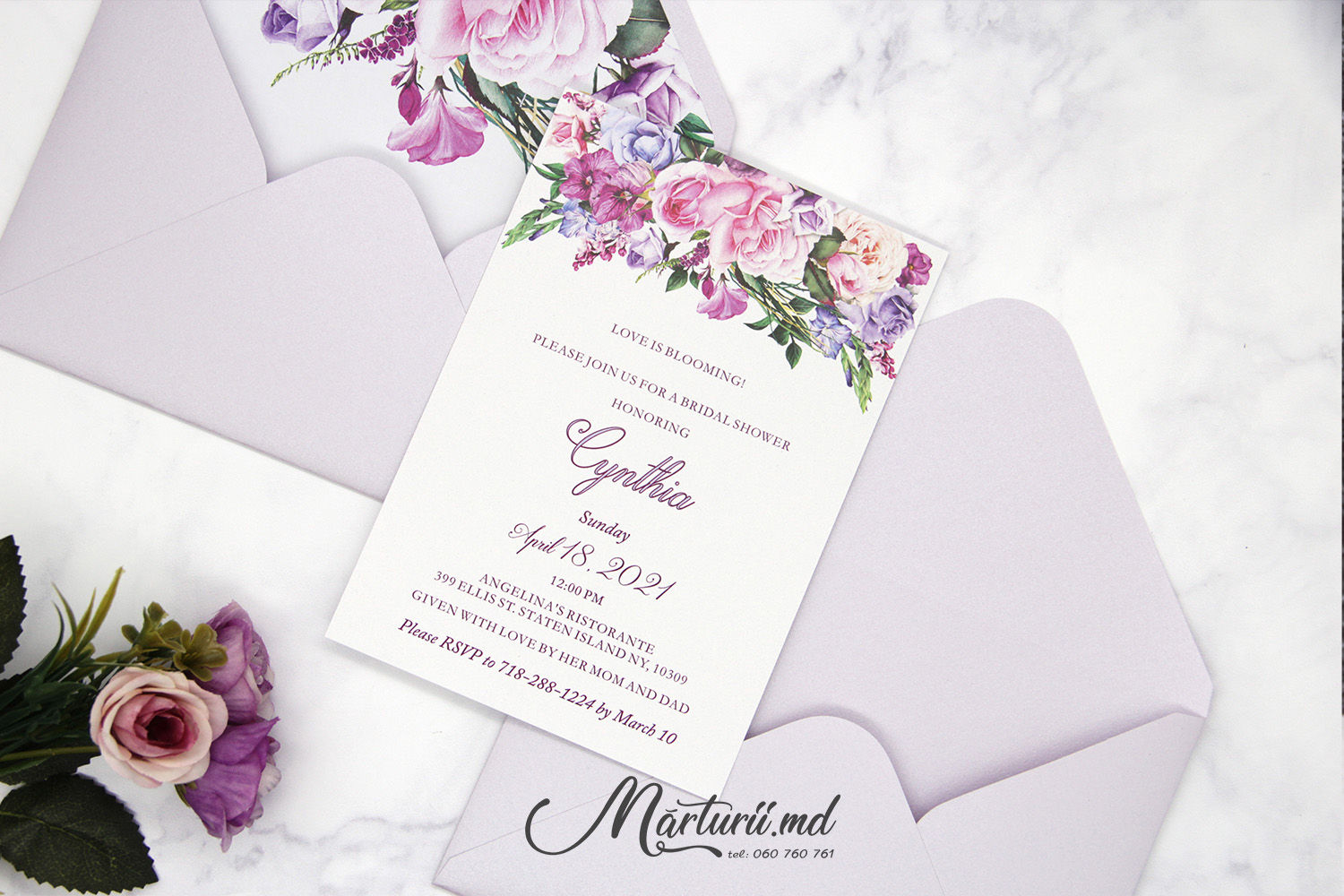 IN-073 Invitatie de nuntă, elegantă cu flori viu colorate în plic sidefat