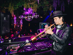 Hybrid DJ Band: What It Means and How It Works