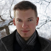 Kim_Saarinen_Photo_300dpi.jpg