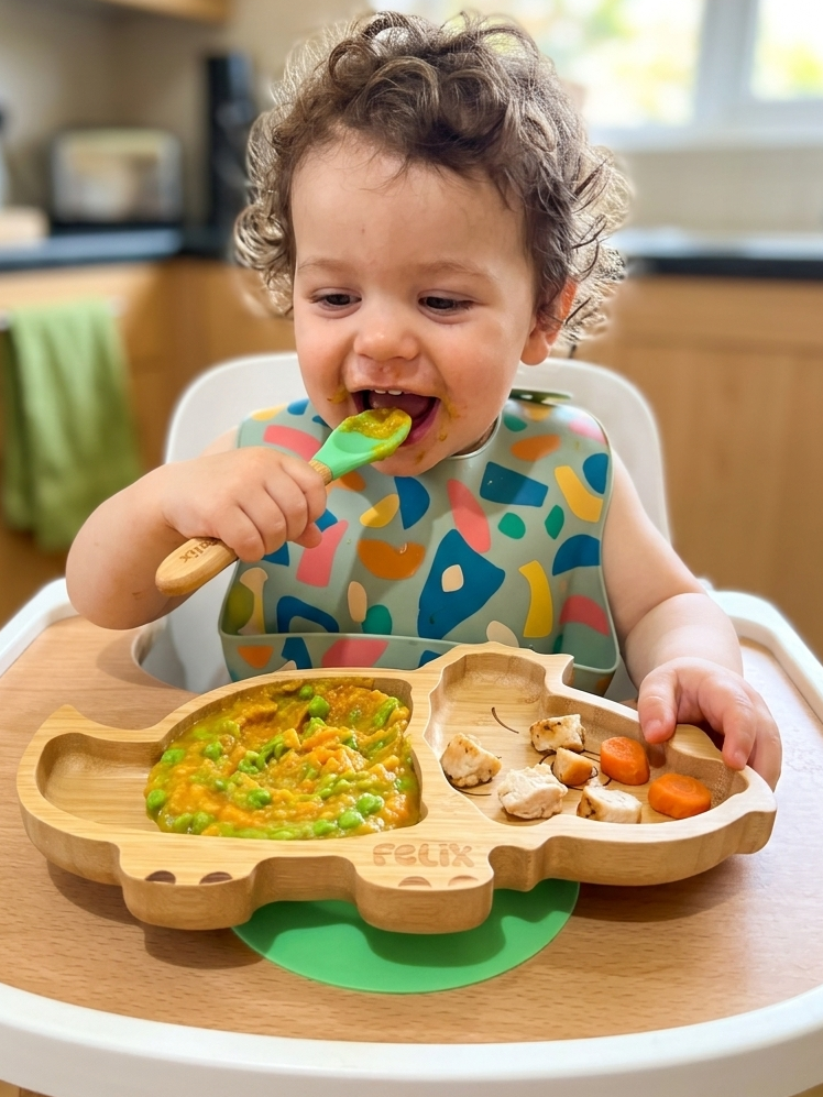 Dinosaur plate and green spoon set for toddlers and kids personalised with child’s name