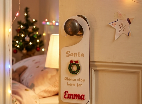 Door hanger on door 16-9(2).png